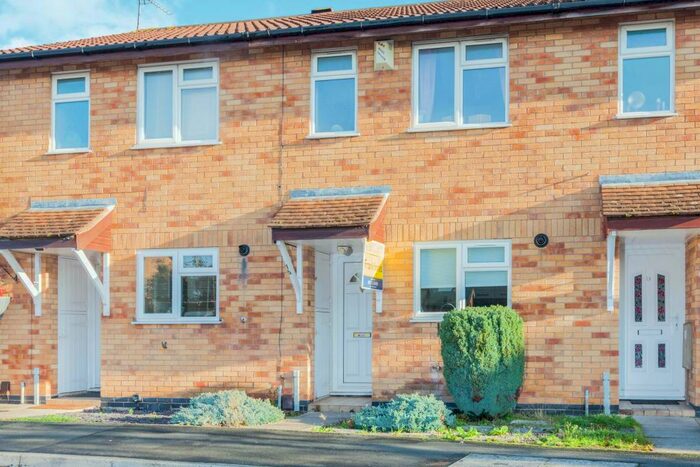 2 Bedroom Property To Rent In Caernarvon Close, Mountsorrel, Leicestershire, LE12