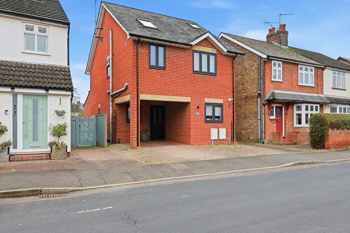 4 Bedroom Detached House For Sale In Lynmouth Avenue, Chelmsford, CM2