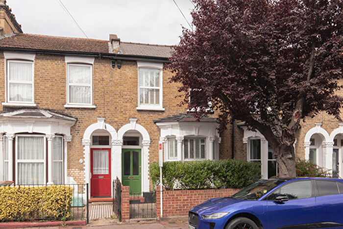 3 Bedroom Terraced House For Sale In Edric Road, New Cross, SE14