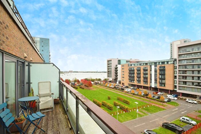 2 Bedroom Apartment To Rent In Jones Point House, Prospect Place, CF11