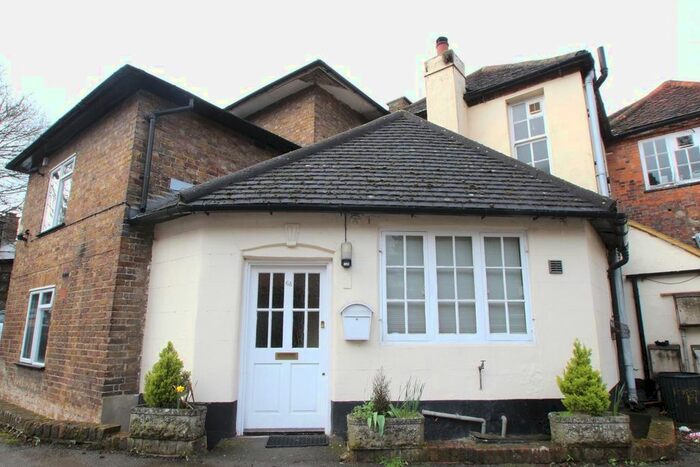 2 Bedroom Maisonette To Rent In Queensway, Hemel Hempstead, HP1