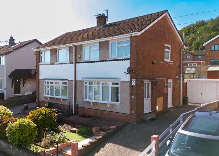 3 Bedroom Semi-Detached House For Sale In Thornhill Close, Upper Cwmbran, Cwmbran, NP44