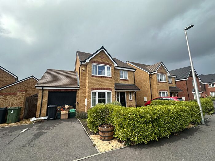 4 Bedroom Detached House To Rent In Otter Drive, Reading, RG31