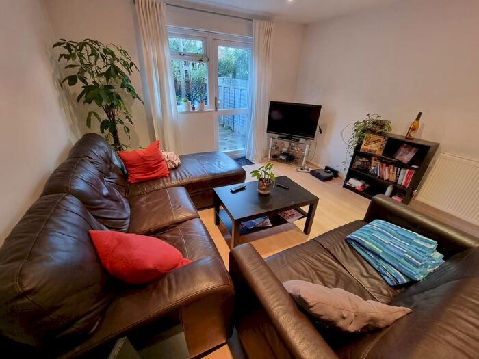 2 Bedroom Terraced House To Rent In Canterbury Place, London, SE17