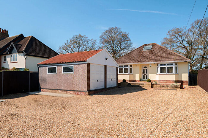 4 Bedroom Bungalow For Sale In Woodlands Road, Woodlands, Southampton, Hampshire, SO40
