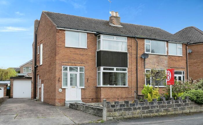 3 Bedroom Semi-Detached House For Sale In Firthwood Road, Coal Aston, Dronfield, Derbyshire, S18