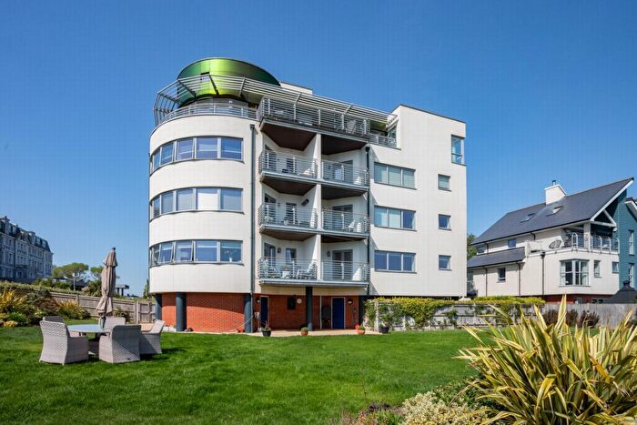 2 Bedroom Apartment For Sale In Imperial Gardens, Hythe, CT21