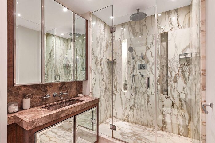 2 Bedroom Flat For Sale In Eaton Place, Belgravia, London, SW1X