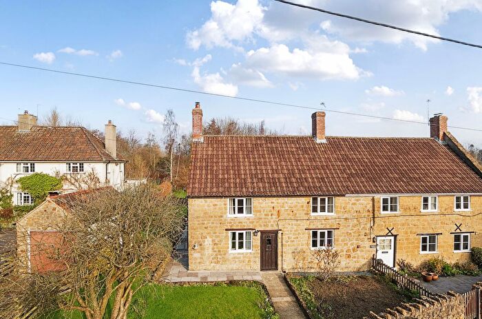 3 Bedroom End Of Terrace House For Sale In Water Street, Barrington, Ilminster, Somerset, TA19