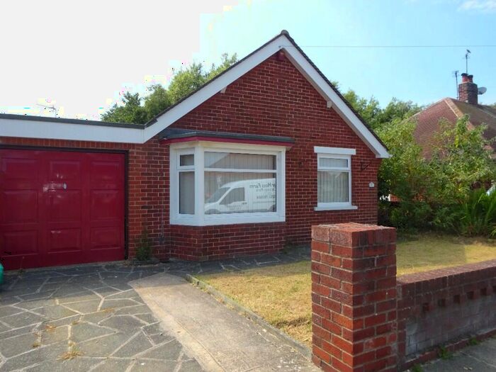 3 Bedroom Detached Bungalow To Rent In Branksome Avenue, Thornton-Cleveleys, Lancashire, FY5
