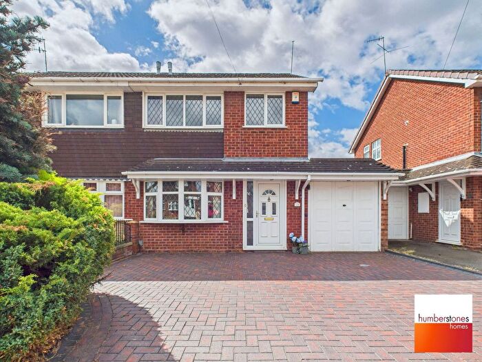 3 Bedroom Semi-Detached House For Sale In Marine Crescent, Stourbridge, DY8