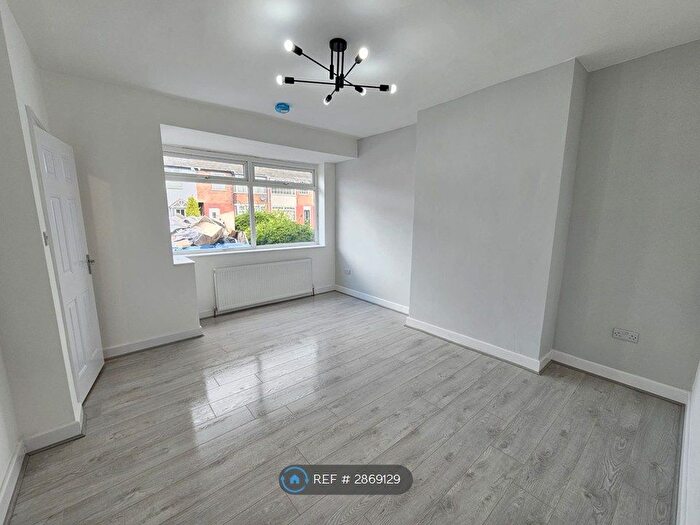 3 Bedroom Terraced House To Rent In Crosby Avenue, Warrington, WA5