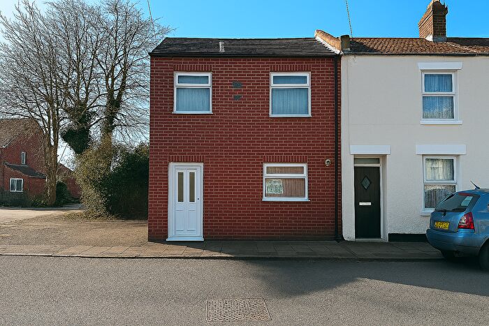 3 Bedroom Property To Rent In Leonard Road, Gosport, PO12