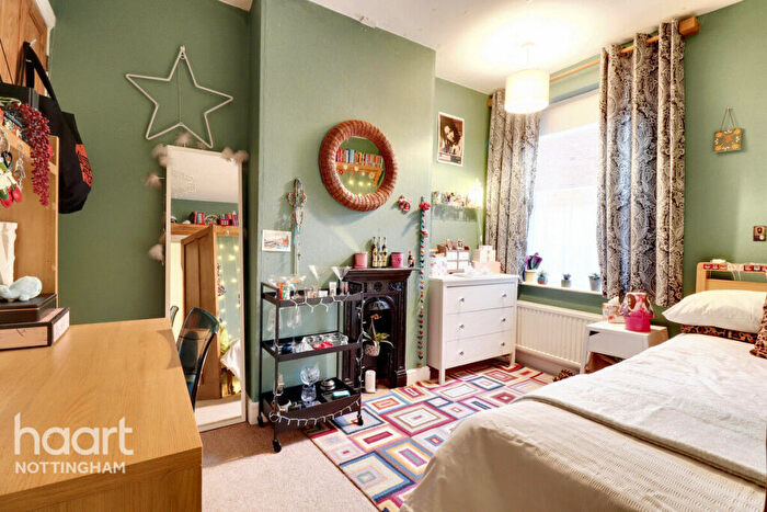 2 Bedroom Terraced House For Sale In Beaconsfield Street, Nottingham, NG7