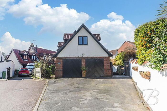 4 Bedroom Detached House For Sale In Main Street, Blidworth, Mansfield, NG21