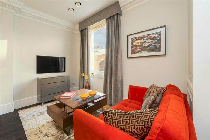 2 Bedroom Flat To Rent In Elvaston Place, London, SW7
