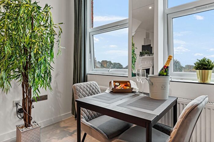 1 Bedroom Property To Rent In A Sandgate Road, Folkestone, CT20