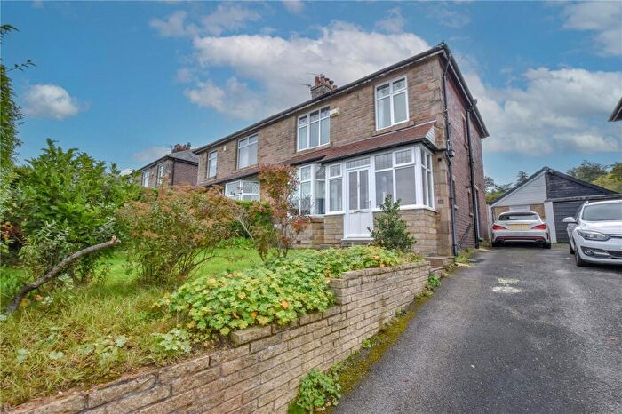 3 Bedroom Semi-Detached House For Sale In Broadbottom Road, Mottram, Hyde, Greater Manchester, SK14