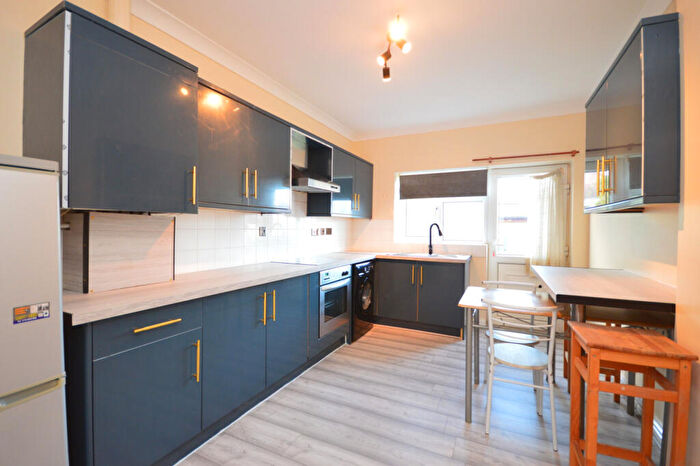 2 Bedroom Semi-Detached House To Rent In Atherton Road, Clayhall, Ilford, IG5
