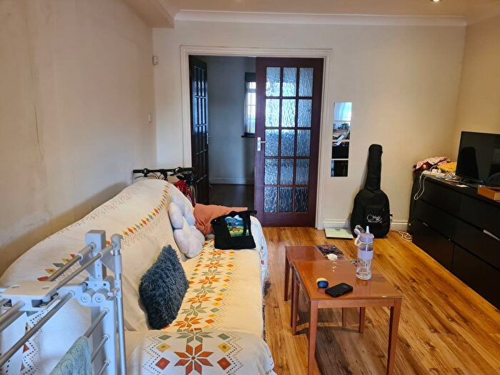 1 Bedroom Flat To Rent In Hornchurch, RM12