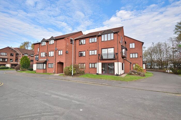 2 Bedroom Flat To Rent In Saxon Mill Lane, Tamworth, B79