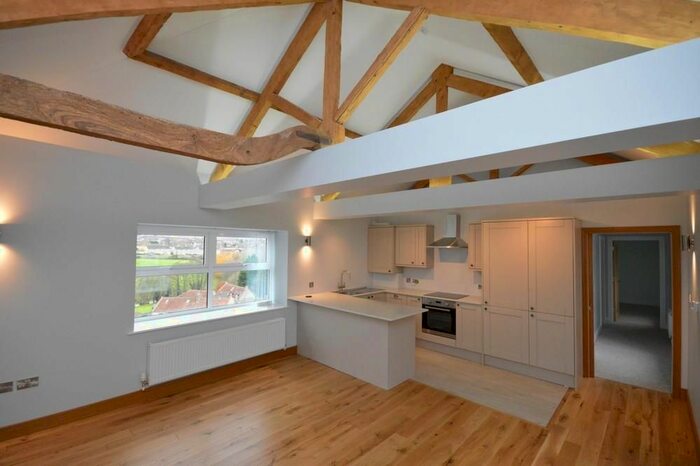 2 Bedroom Flat To Rent In Rockhill Estate, Keynsham, Bristol, BS31