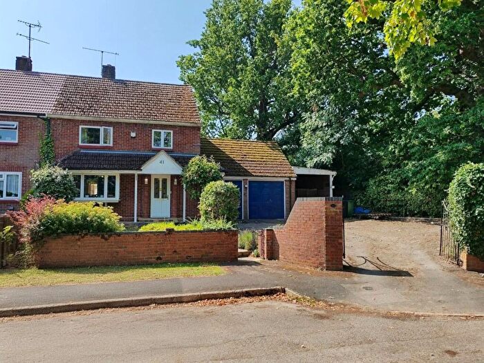 3 Bedroom Semi-Detached House For Sale In Stilwell Close, Yateley, GU46