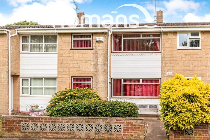 3 Bedroom House To Rent In Sandhurst, Yate, Bristol, BS37