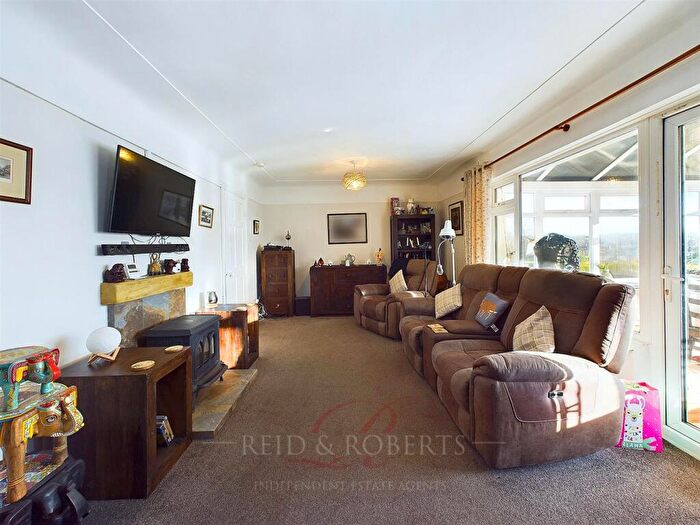 2 Bedroom Detached Bungalow For Sale In Beechwood Close, Mold, CH7