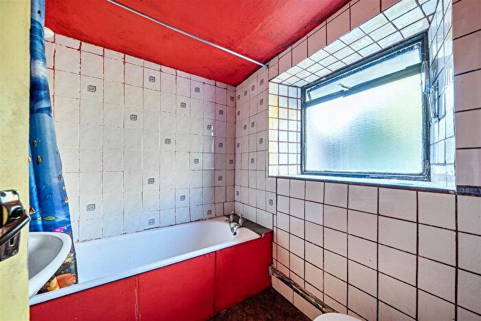 2 Bedroom End Of Terrace House For Sale In East Street, Corfe Castle, Wareham, BH20 - Photo 5