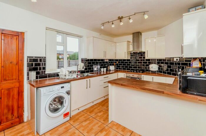 3 Bedroom Terraced House For Sale In Vimy Road, Wednesbury, West Midlands, WS10