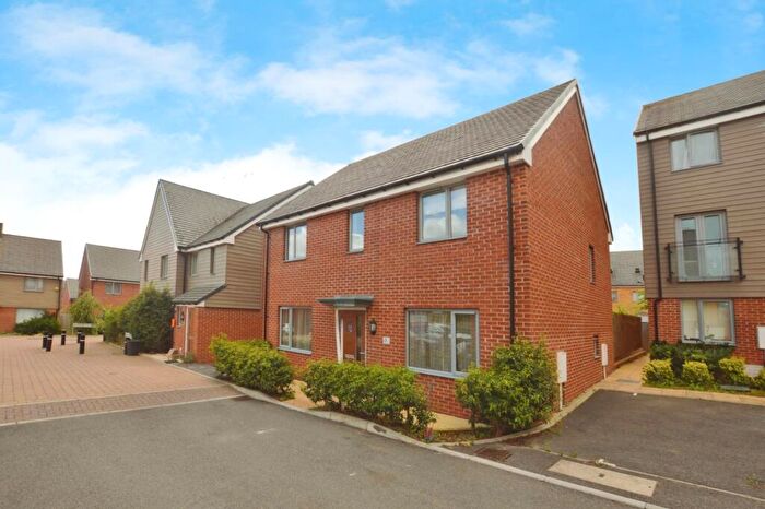 5 Bedroom Detached House To Rent In Allington Way Swanley, BR8