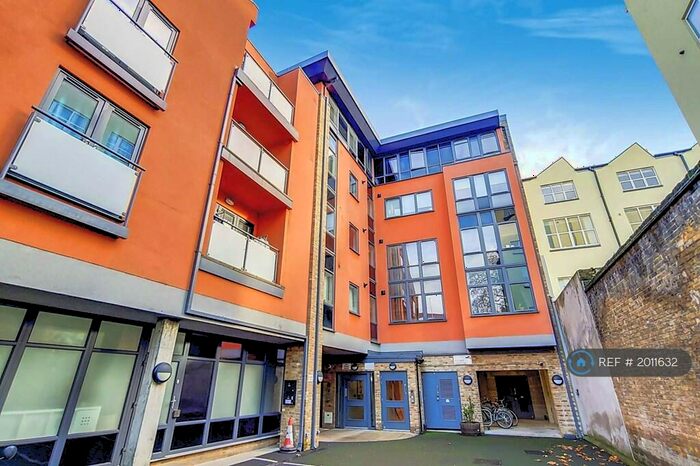 2 Bedroom Flat To Rent In Babik Court, London, E8