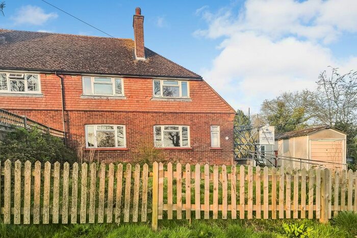 3 Bedroom Semi-Detached House For Sale In Upper Green Lane, Shipbourne, Tonbridge, TN11