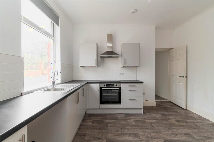 3 Bedroom End Of Terrace House To Rent In Ladysmith Street, South Shields, Tyne And Wear, NE33