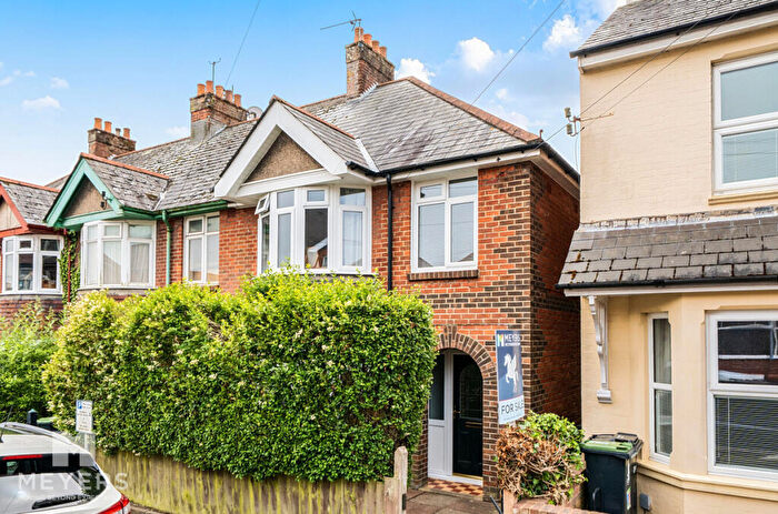3 Bedroom Semi Detached House For Sale In Lorne Road, Dorchester, DT1