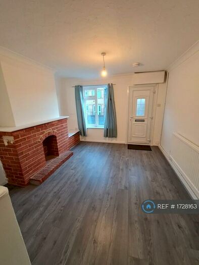 2 Bedroom Terraced House To Rent In Victoria Street, Braintree, CM7