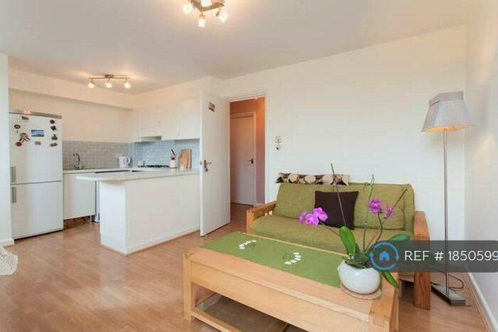 1 Bedroom Flat To Rent In China Court, London, E1W