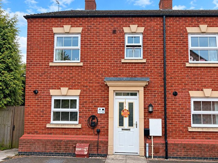 3 Bedroom End Terrace House For Sale In Peacock Place, Wigston, Leicester, LE18