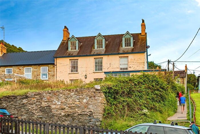 4 Bedroom Semi-Detached House For Sale In Tresaith, Cardigan, Ceredigion, SA43
