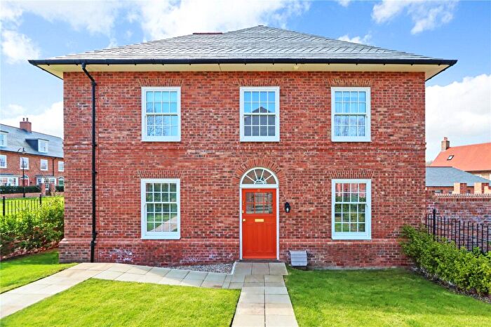 3 Bedroom End Of Terrace House For Sale In Rectory Green, Lambton Park, Chester Le Street, Durham, DH3