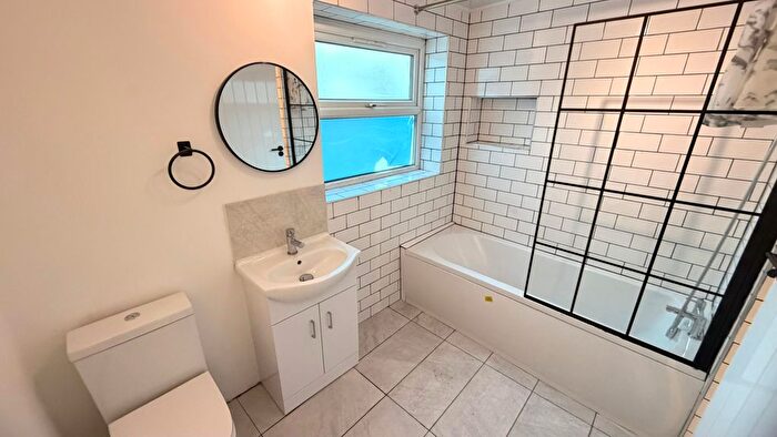 4 Bedroom Terraced House To Rent In London, E6