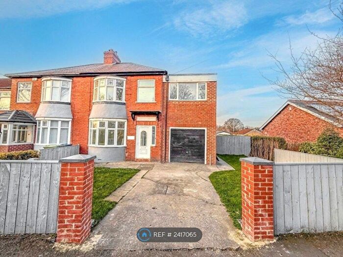 4 Bedroom Semi-Detached House To Rent In West Avenue, Westerhope, Newcastle Upon Tyne, NE5