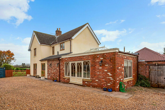 3 Bedroom Detached House To Rent In Lease Lane, East Halton, DN40