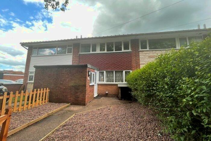 3 Bedroom Property To Rent In Moss Green, Rugeley, WS15