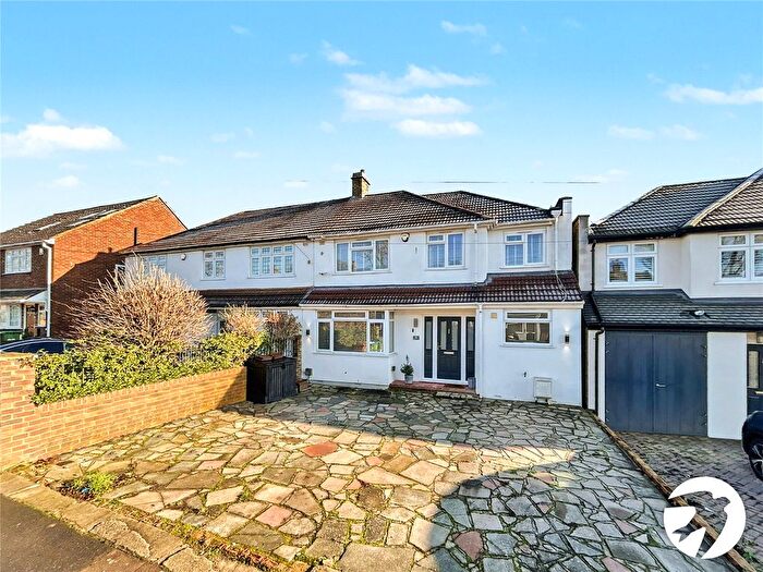 4 Bedroom Semi Detached House For Sale In Raeburn Road, Sidcup, Kent, DA15