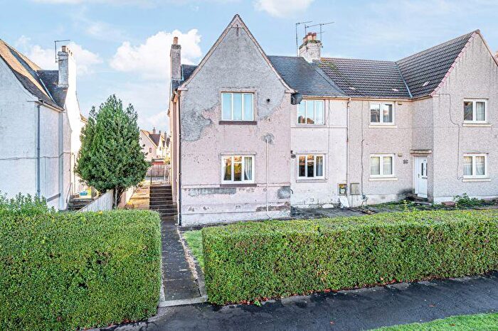2 Bedroom Flat For Sale In Woodside Way, Glenrothes, KY7