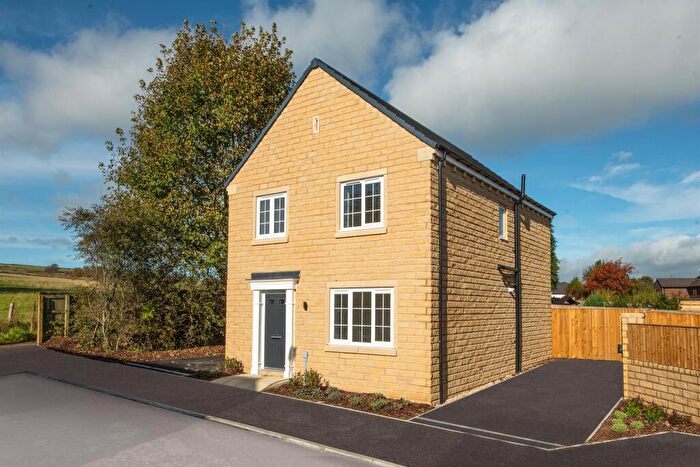 3 Bedroom Detached House For Sale In The Brooklands, New Smithy Avenue, Thurlstone, S36