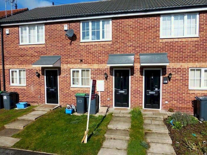 2 Bedroom Town House To Rent In Main Street, Huthwaite, Sutton-In-Ashfield, NG17
