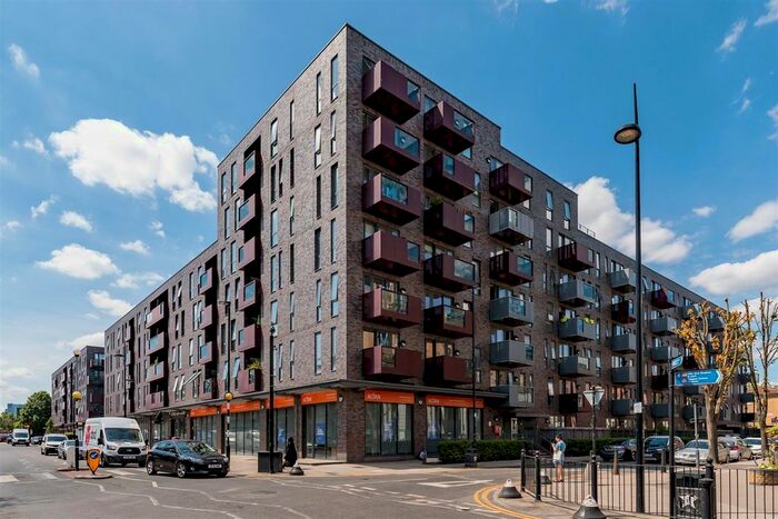 2 Bedroom Flat To Rent In Graciosa Court, Harford Street, London, E1